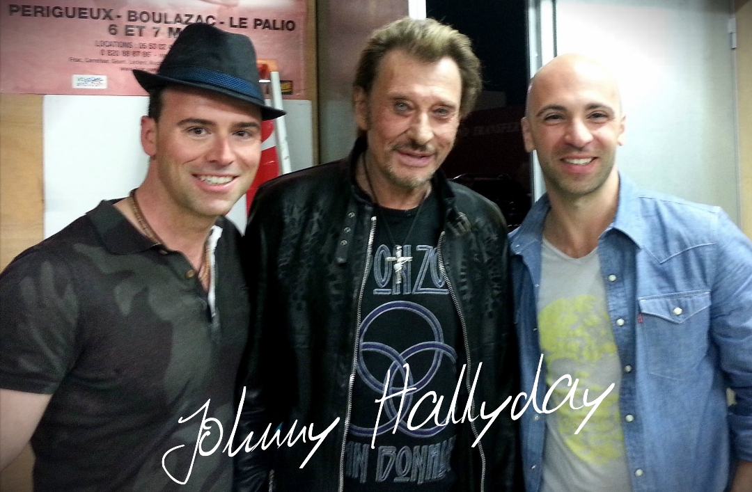 Le groupe MO avec Johnny Hallyday